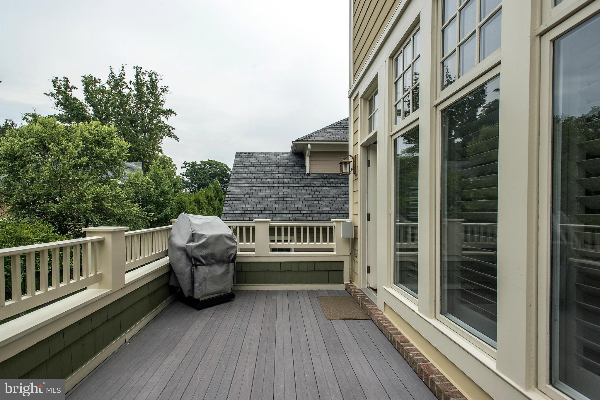 WOODMONT - Residential