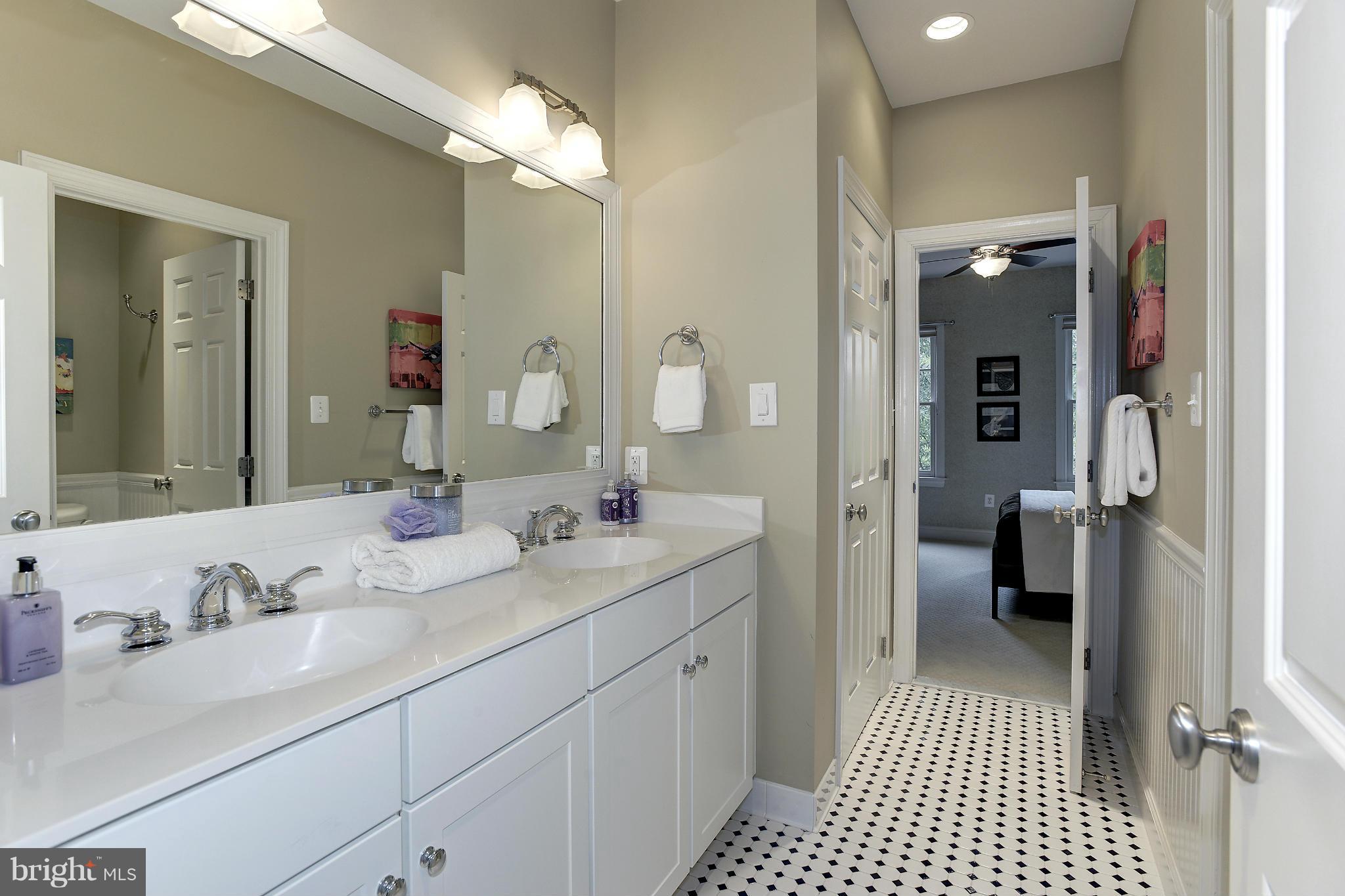 WOODMONT - Residential