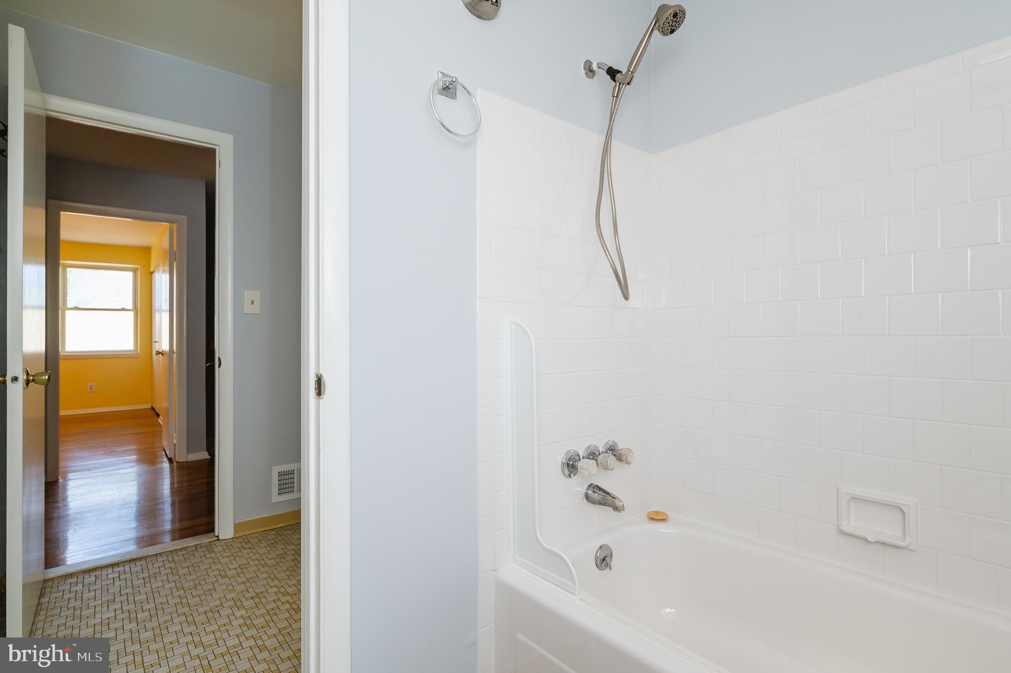 THE SILVERGATE - Residential