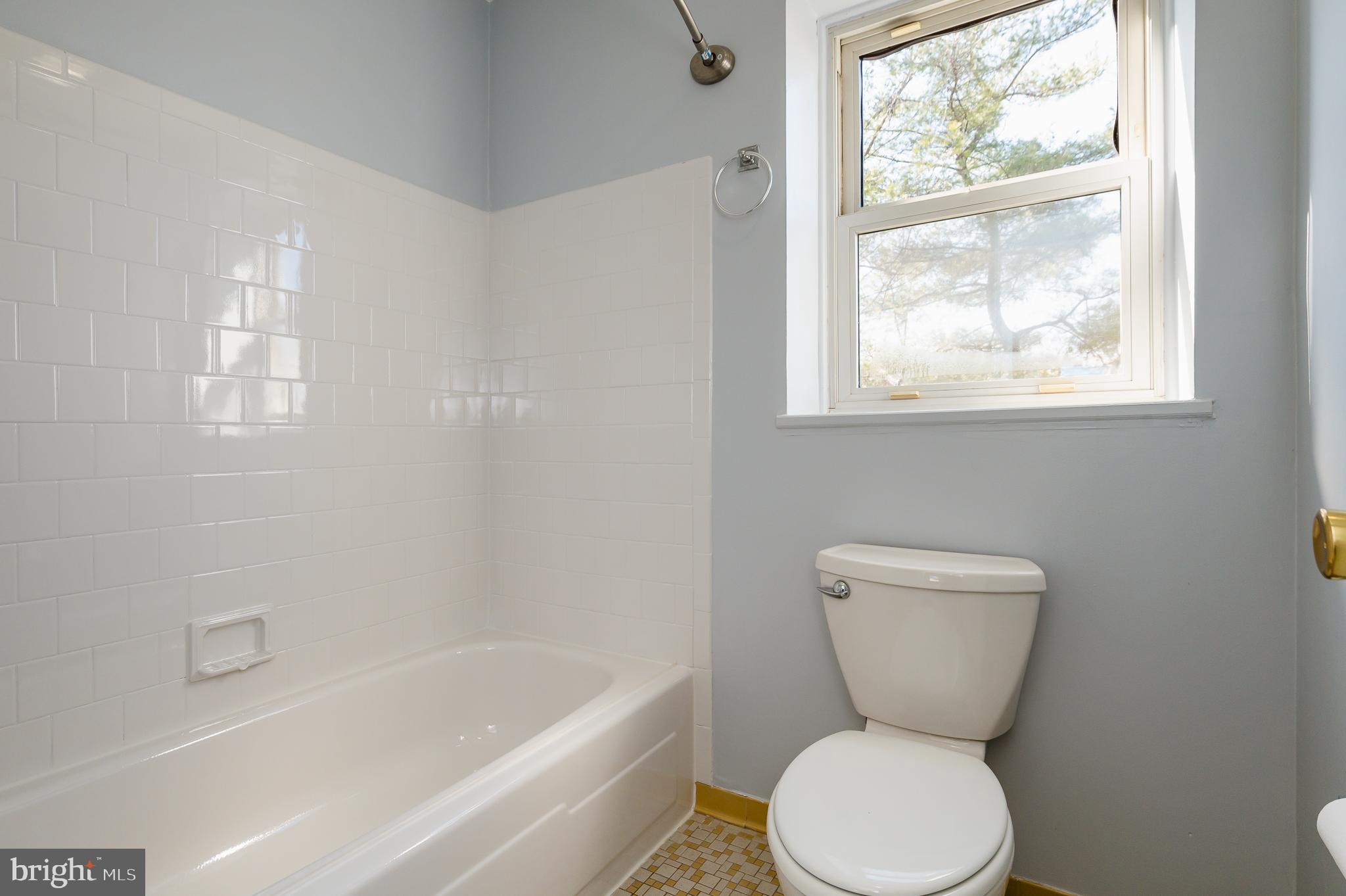 THE SILVERGATE - Residential