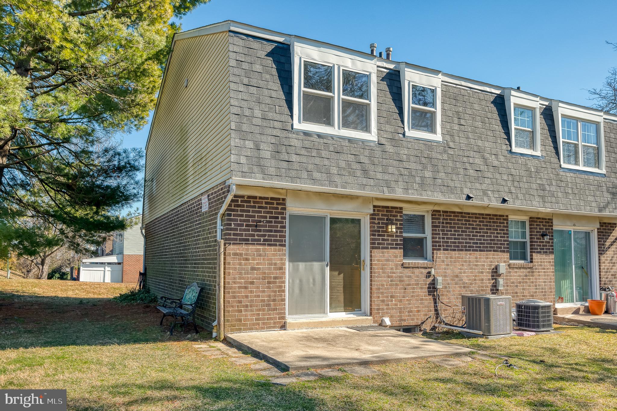 THE SILVERGATE - Residential