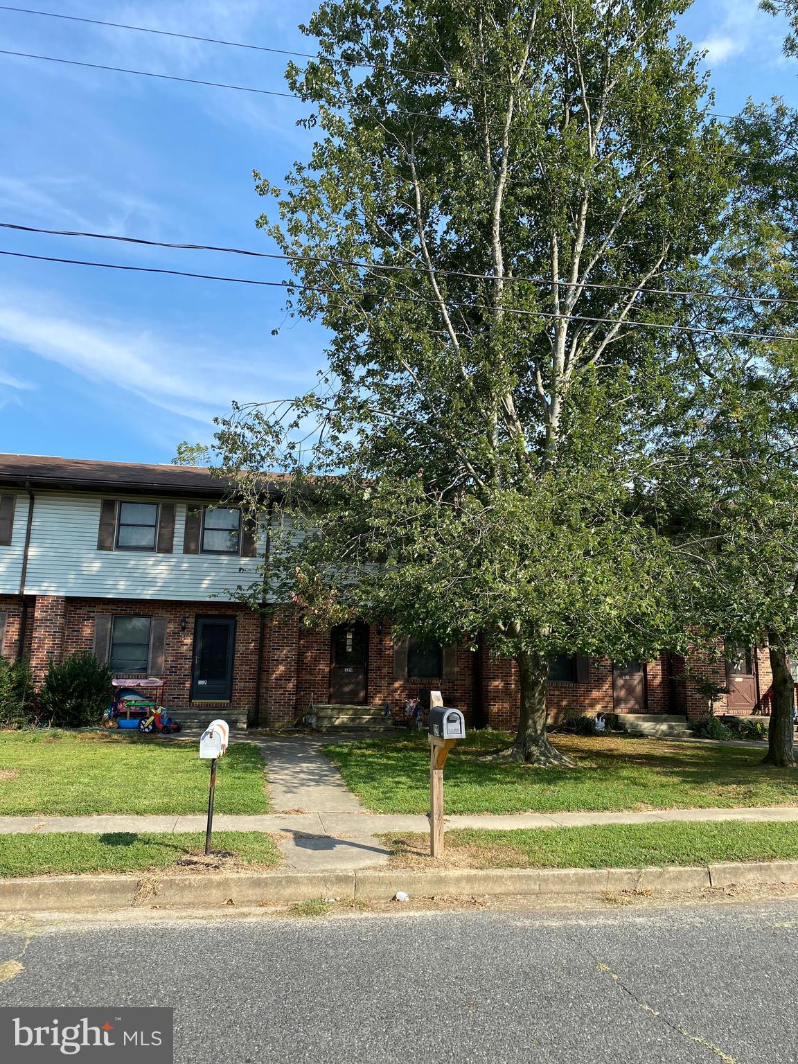 DENTON NARROWS - Residential