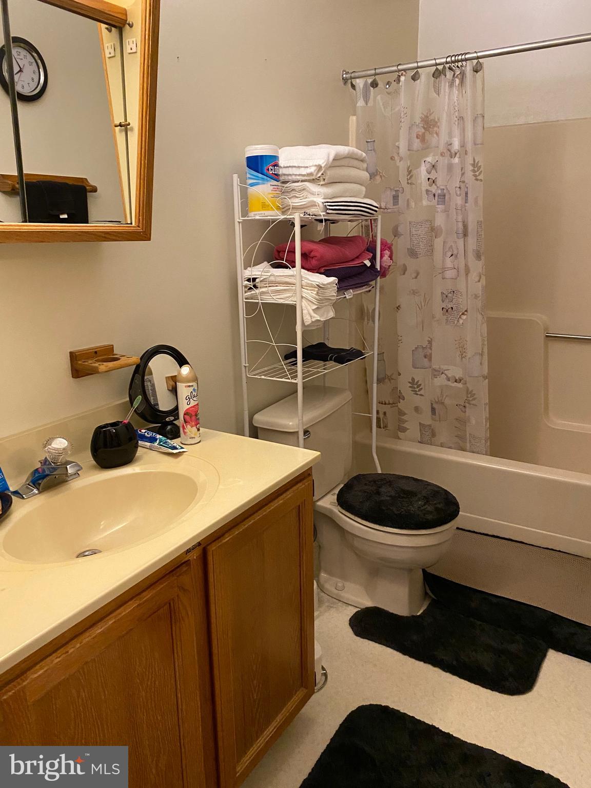 DENTON NARROWS - Residential