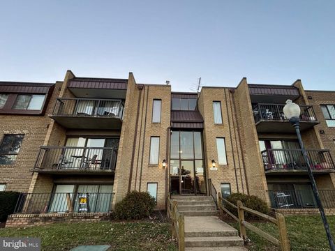 7598 GALES COURT 102 MANASSAS VA 20109