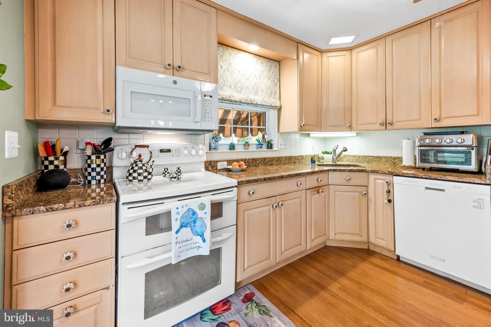 STONELEIGH - Residential