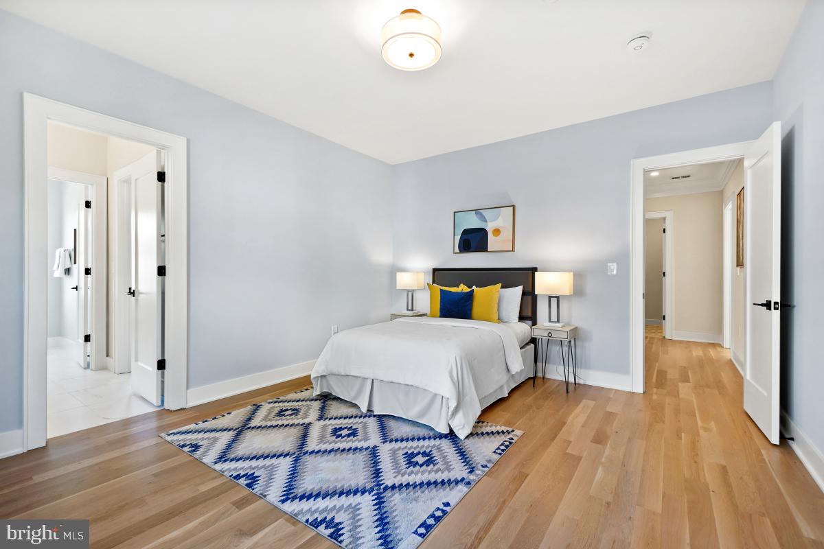 GEORGETOWN VILLAGE - Residential