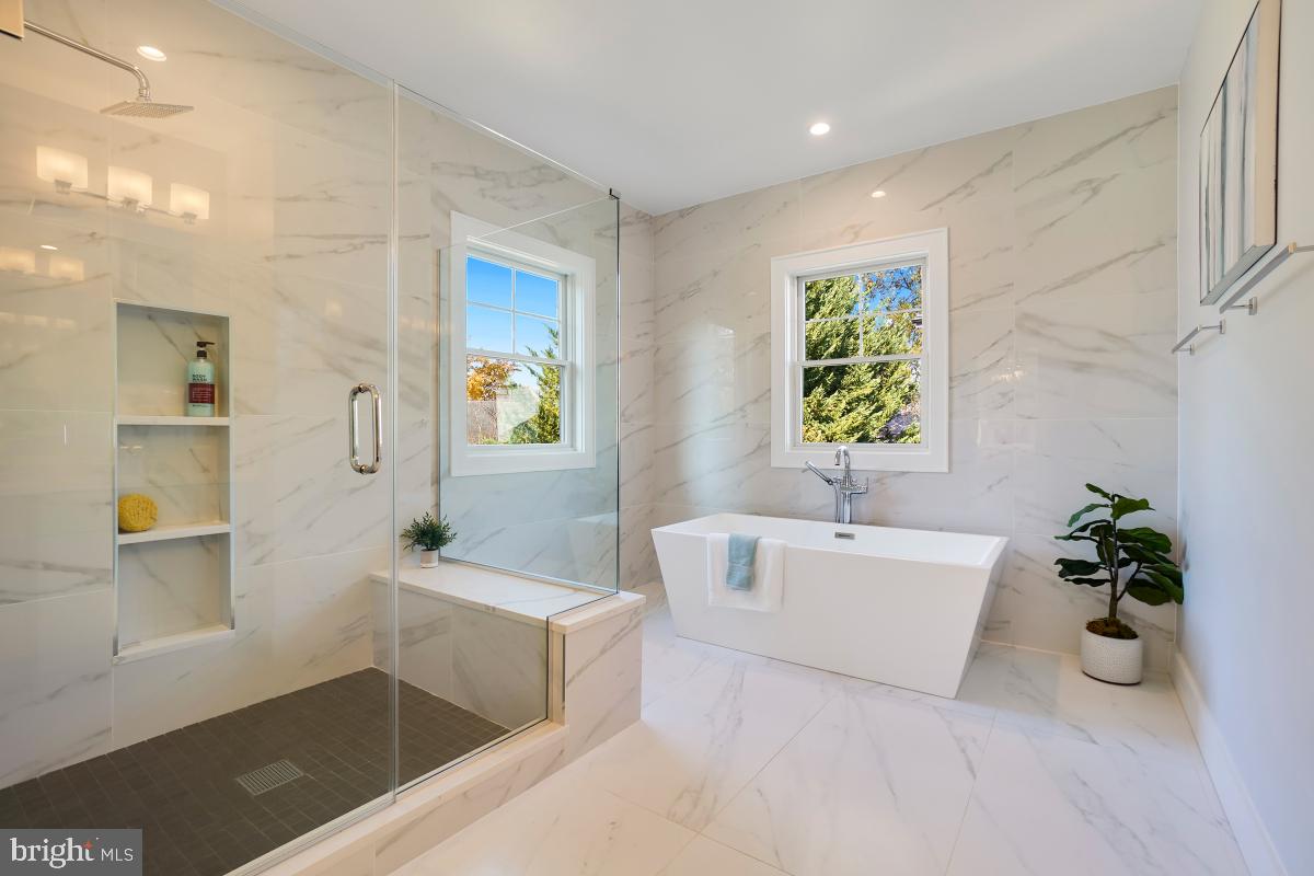 GEORGETOWN VILLAGE - Residential