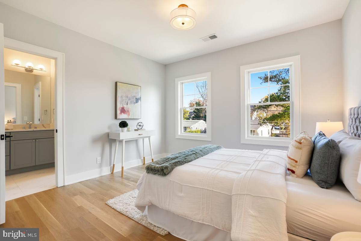 GEORGETOWN VILLAGE - Residential