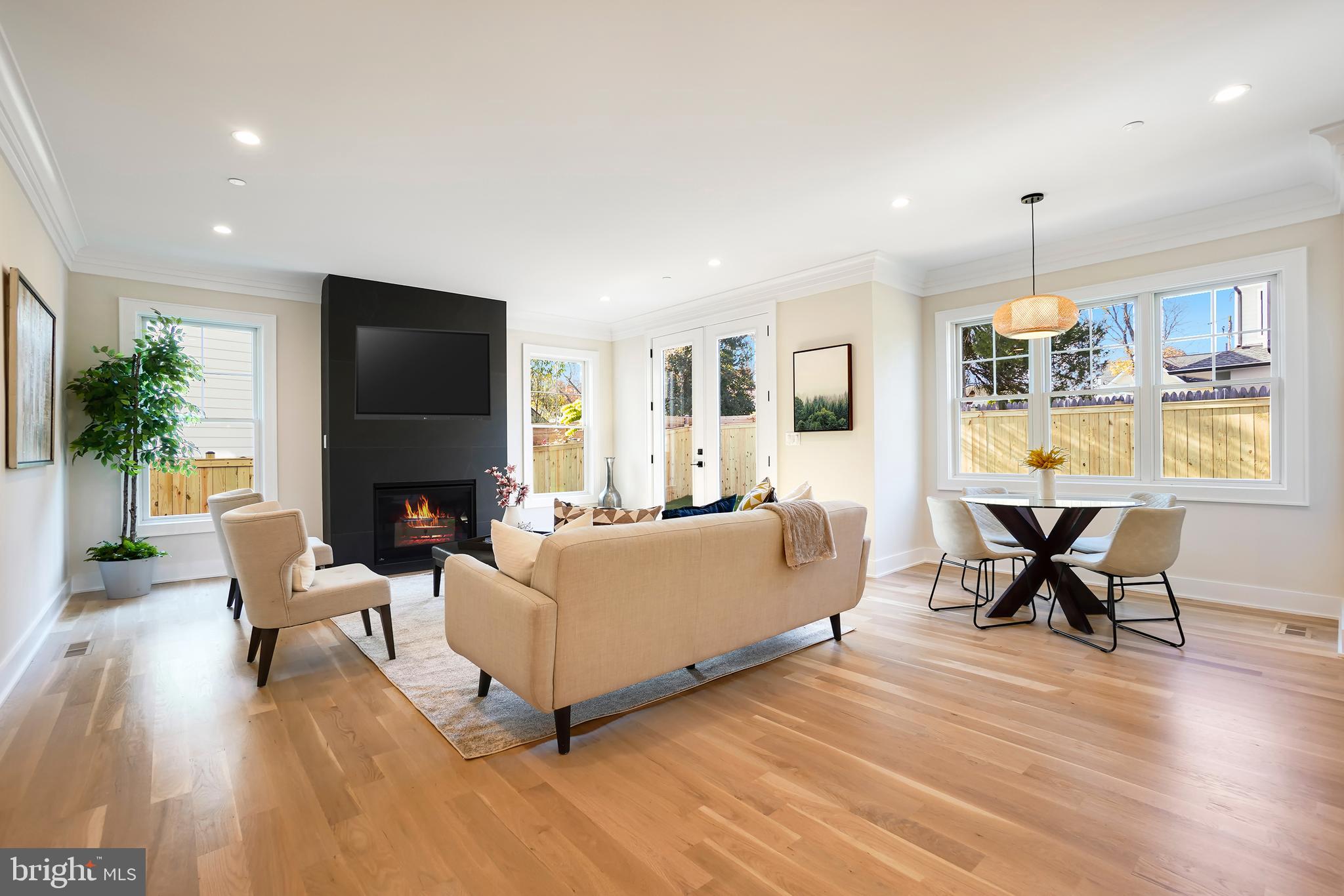 GEORGETOWN VILLAGE - Residential