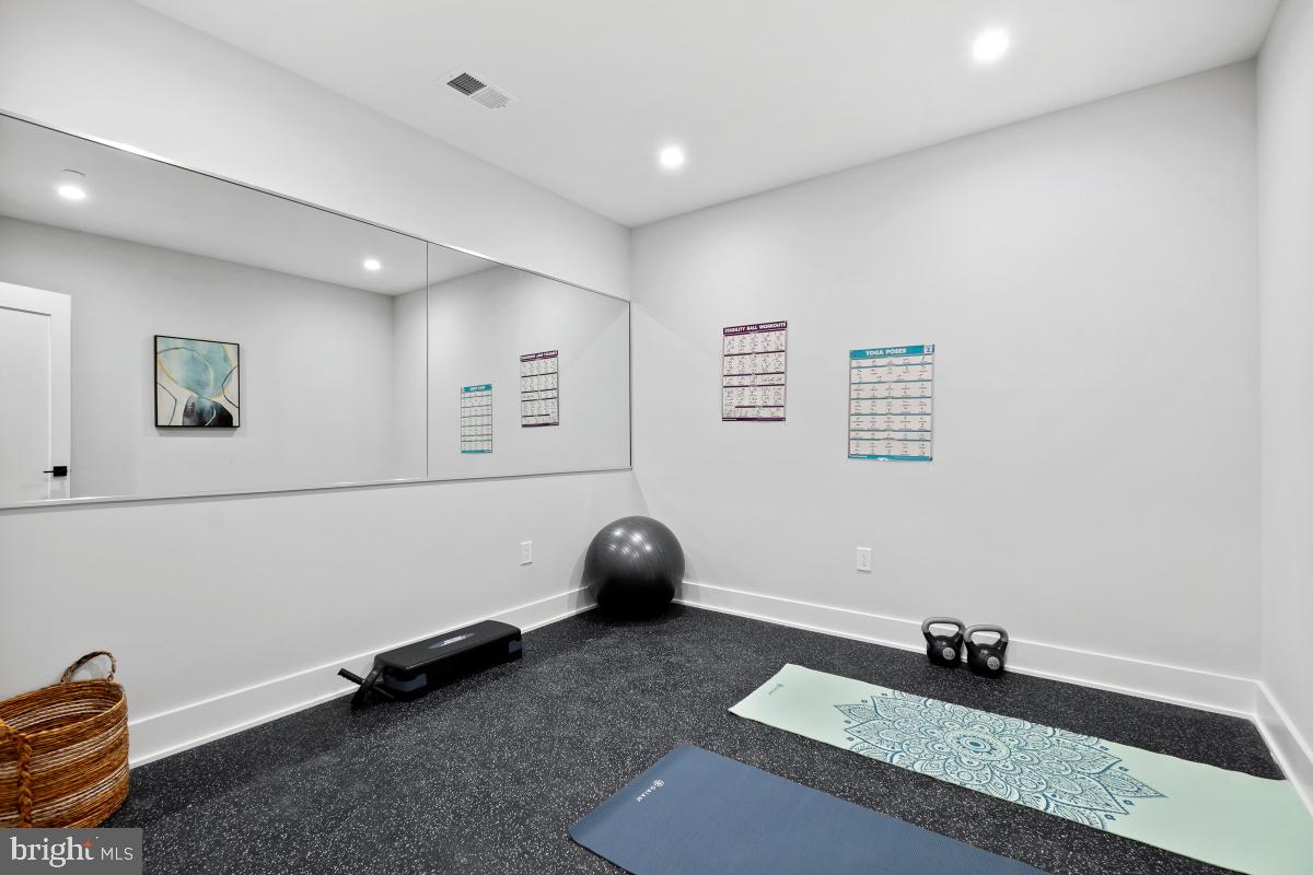 GEORGETOWN VILLAGE - Residential