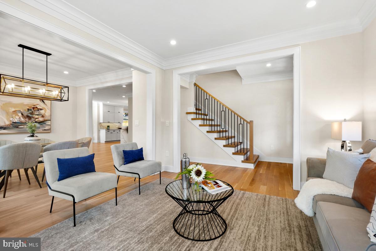 GEORGETOWN VILLAGE - Residential