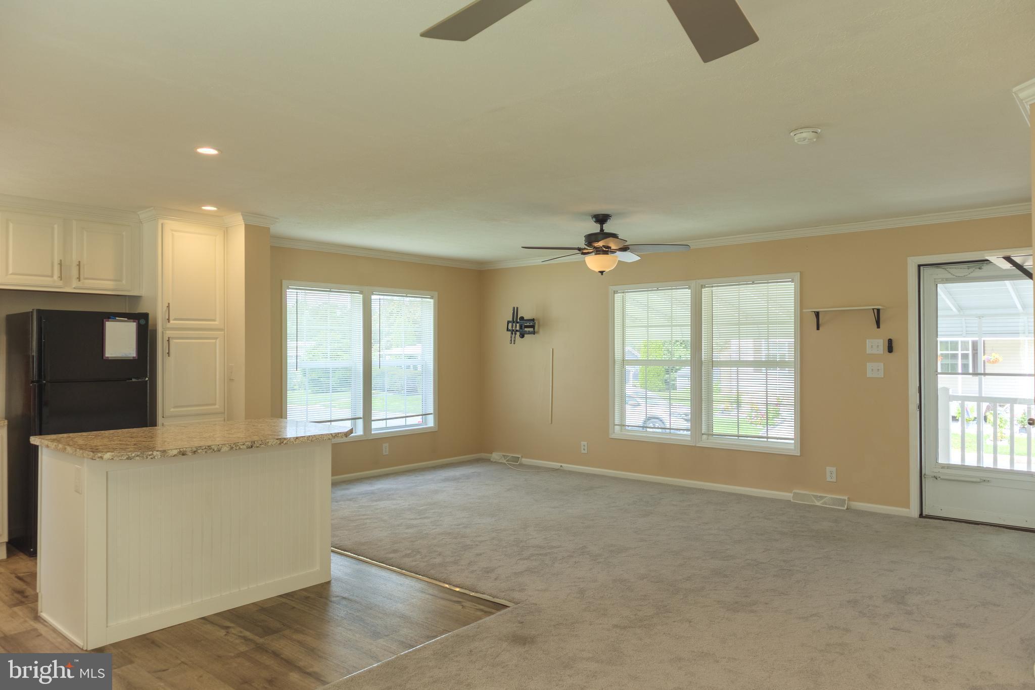 VILLAGE GREEN - Residential