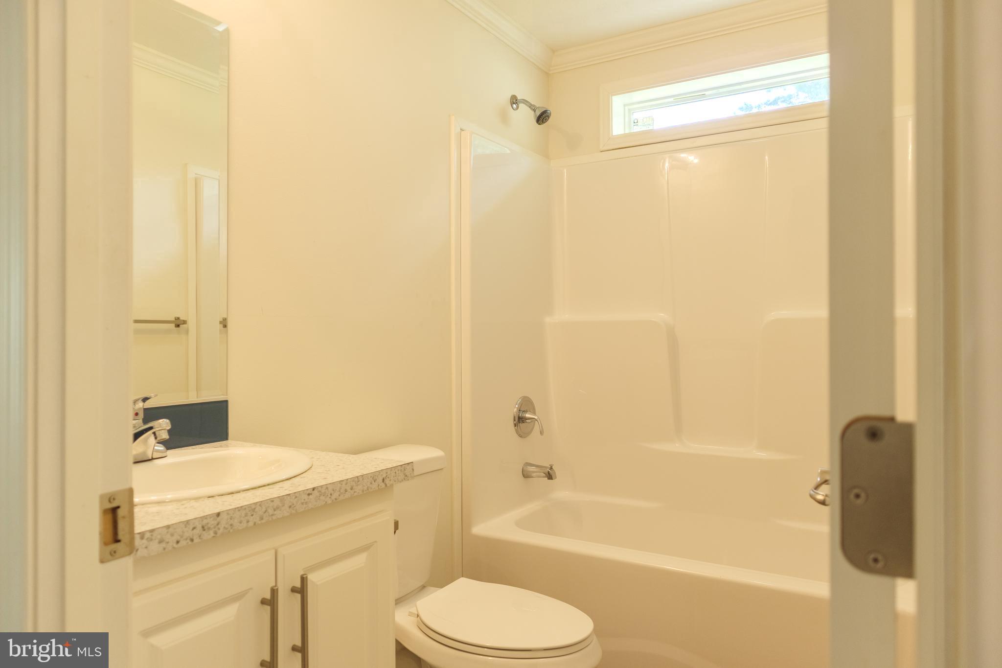 VILLAGE GREEN - Residential