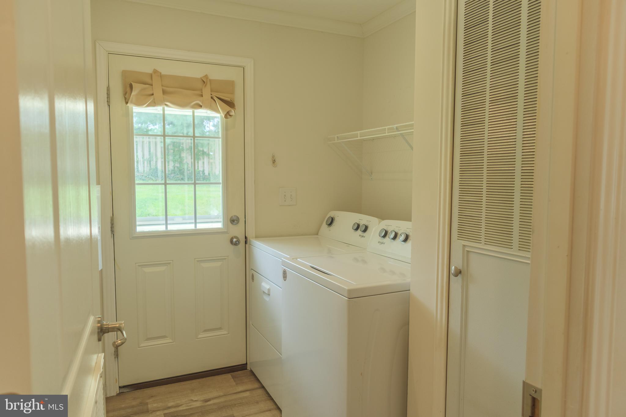 VILLAGE GREEN - Residential