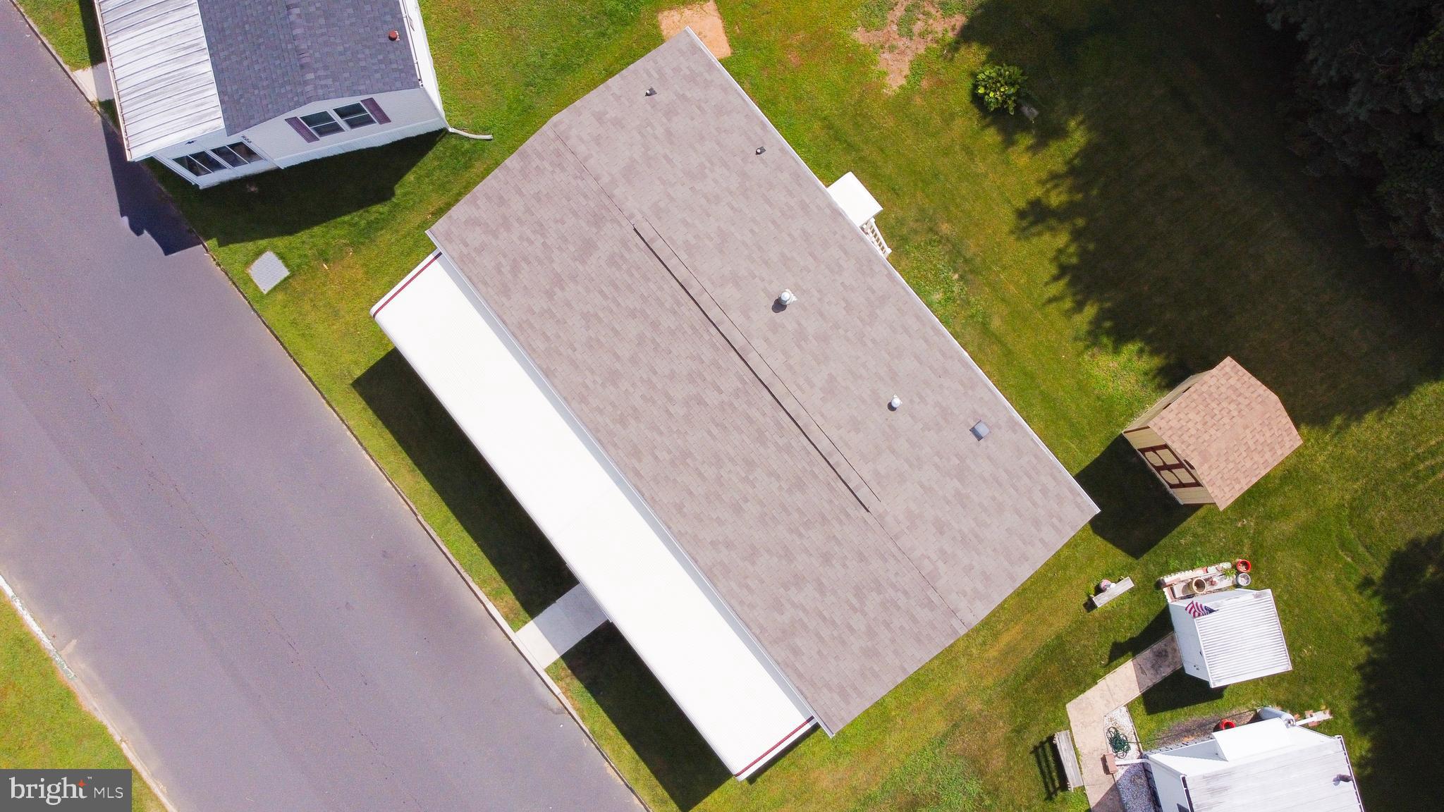 VILLAGE GREEN - Residential