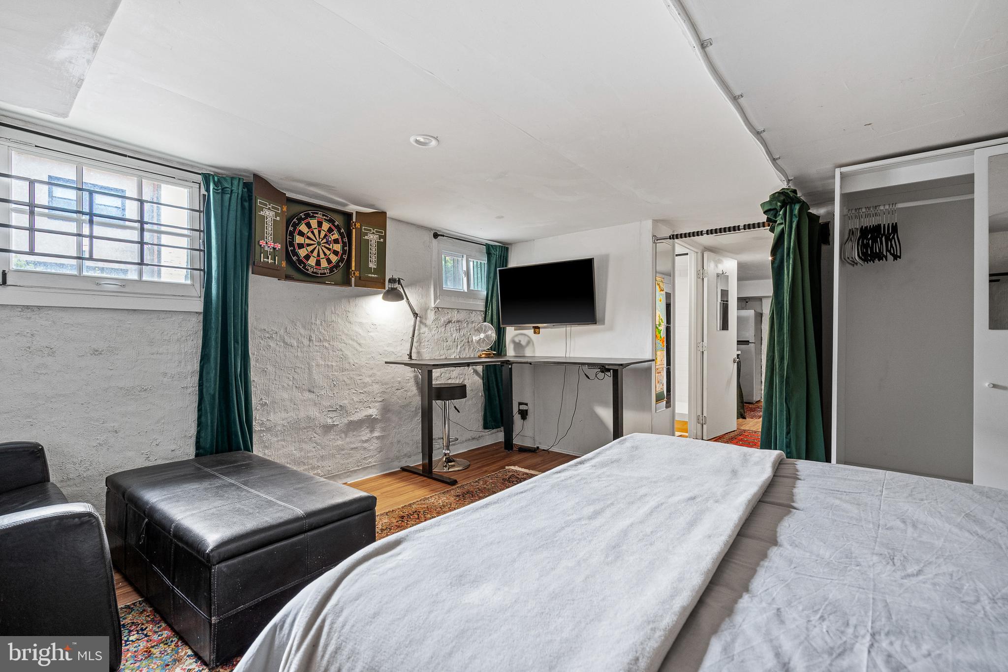 SETON HILL - Residential