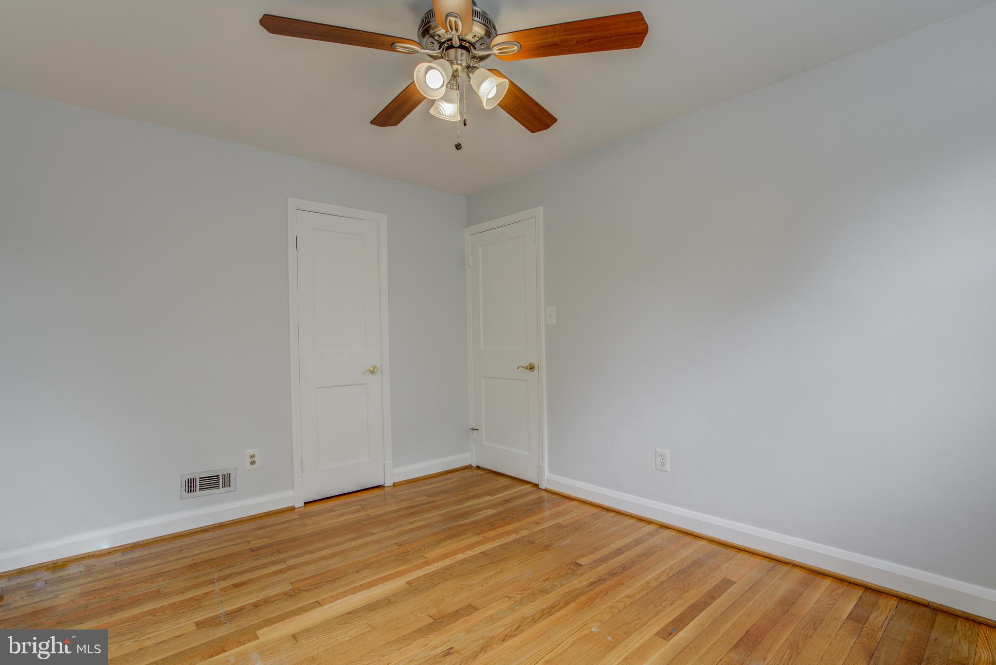 KNETTISHALL - Residential