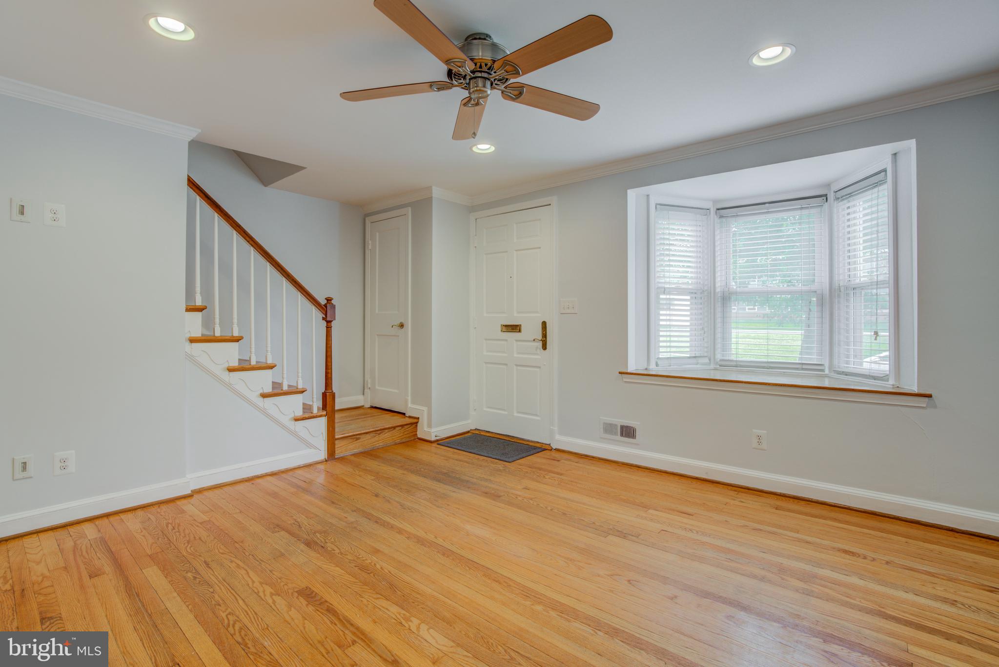 KNETTISHALL - Residential