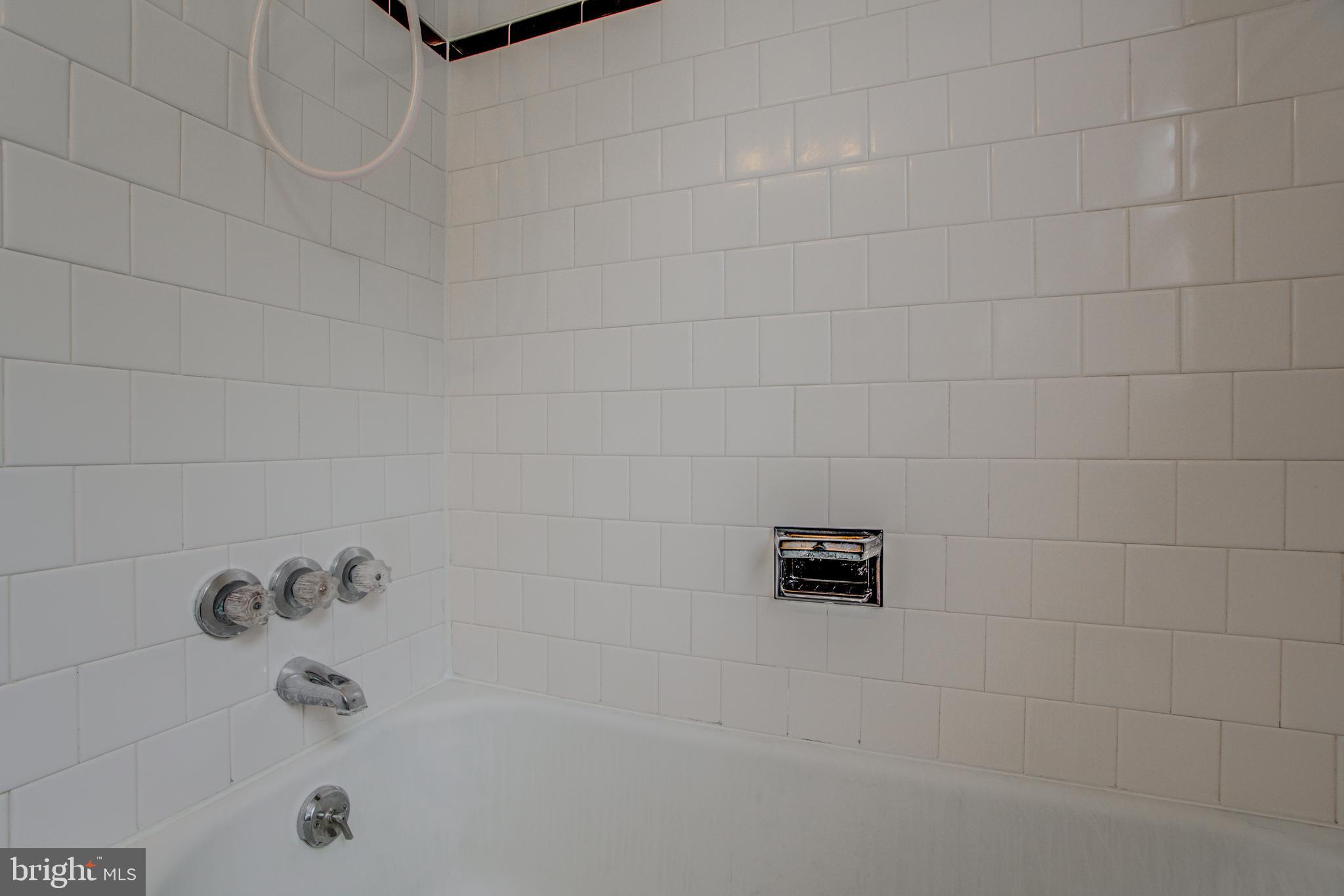 KNETTISHALL - Residential