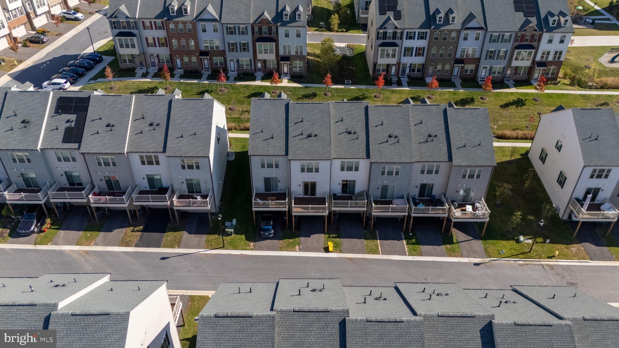 PARKSIDE PRESERVE - Residential