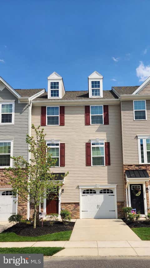 Townhouse For Sale - 31 Peacock Circle<br/> SEWELL, NJ 08080