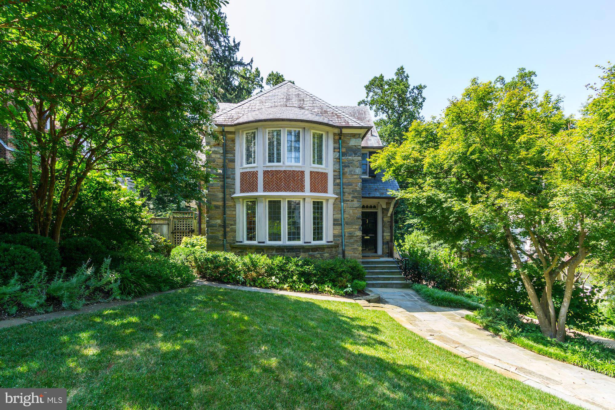 WESLEY HEIGHTS - Residential