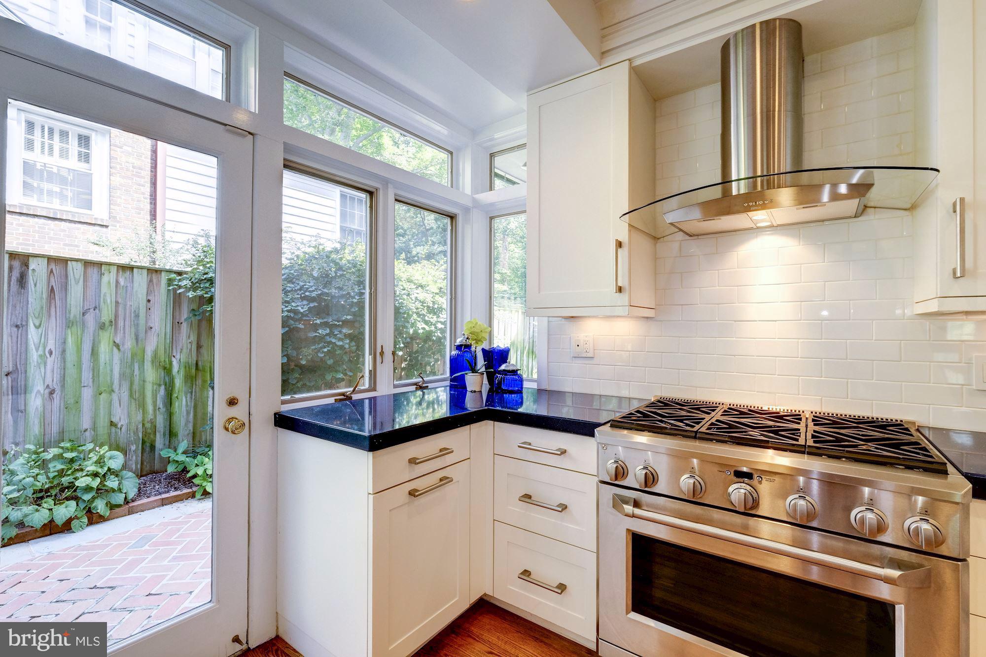 WESLEY HEIGHTS - Residential