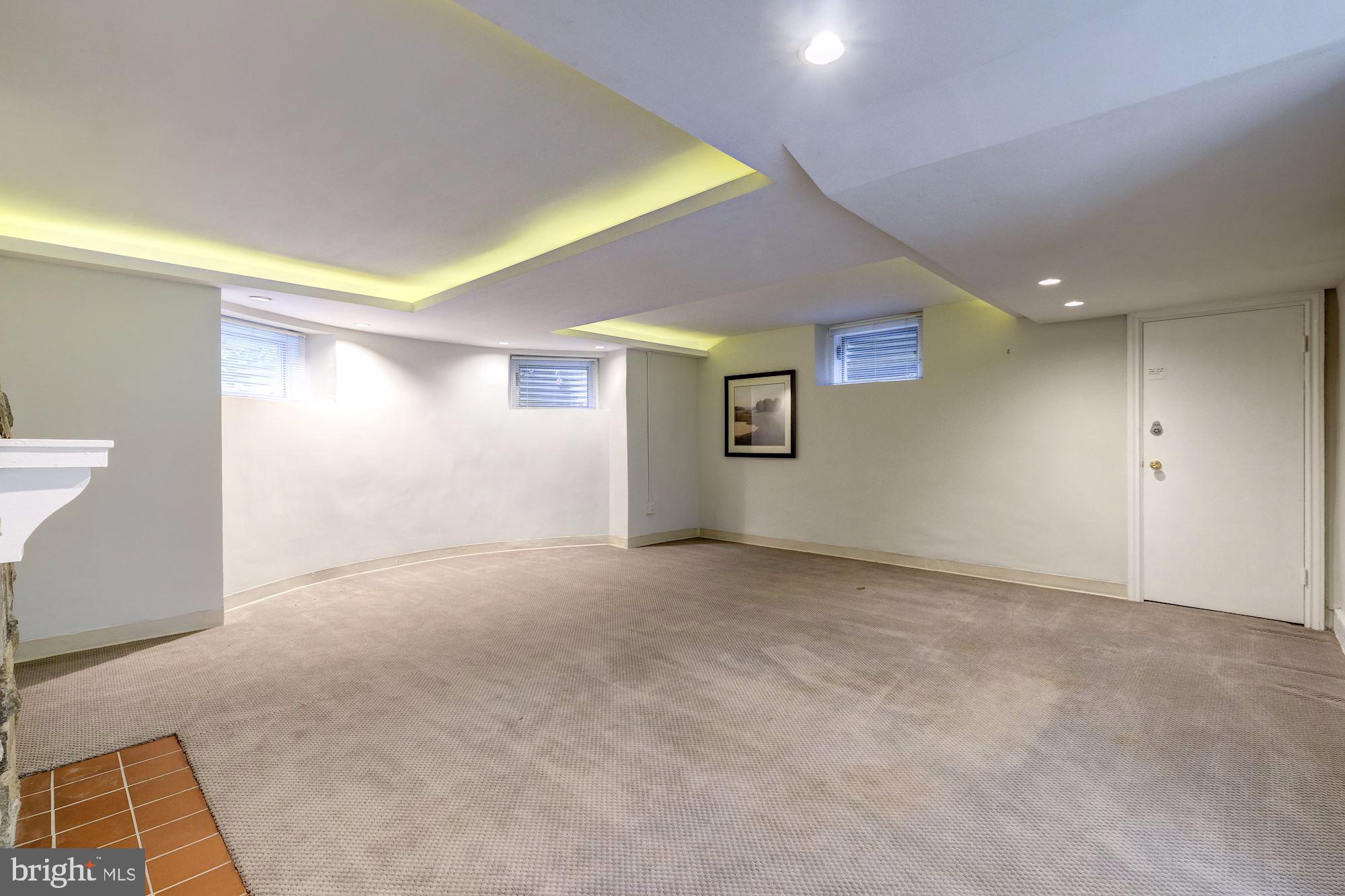 WESLEY HEIGHTS - Residential