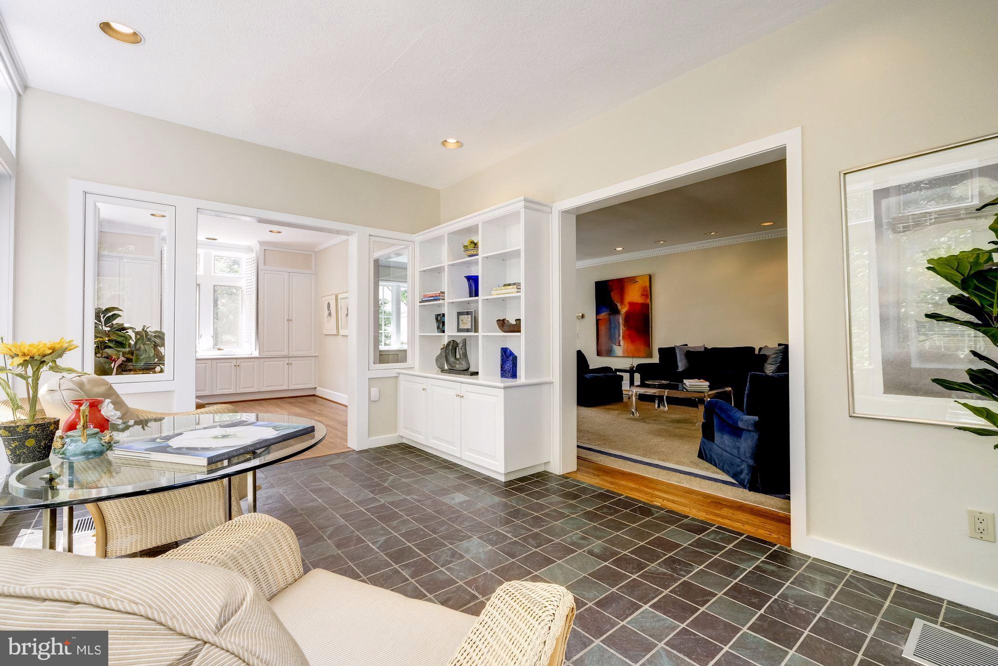 WESLEY HEIGHTS - Residential