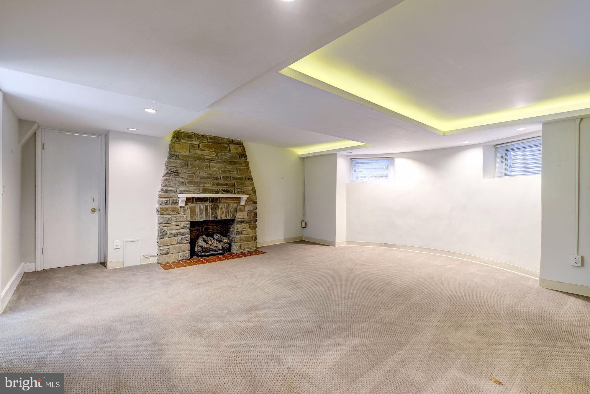 WESLEY HEIGHTS - Residential