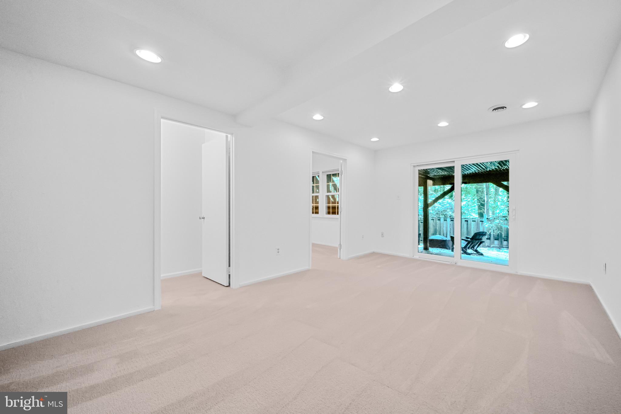 BURKE CENTRE - Residential