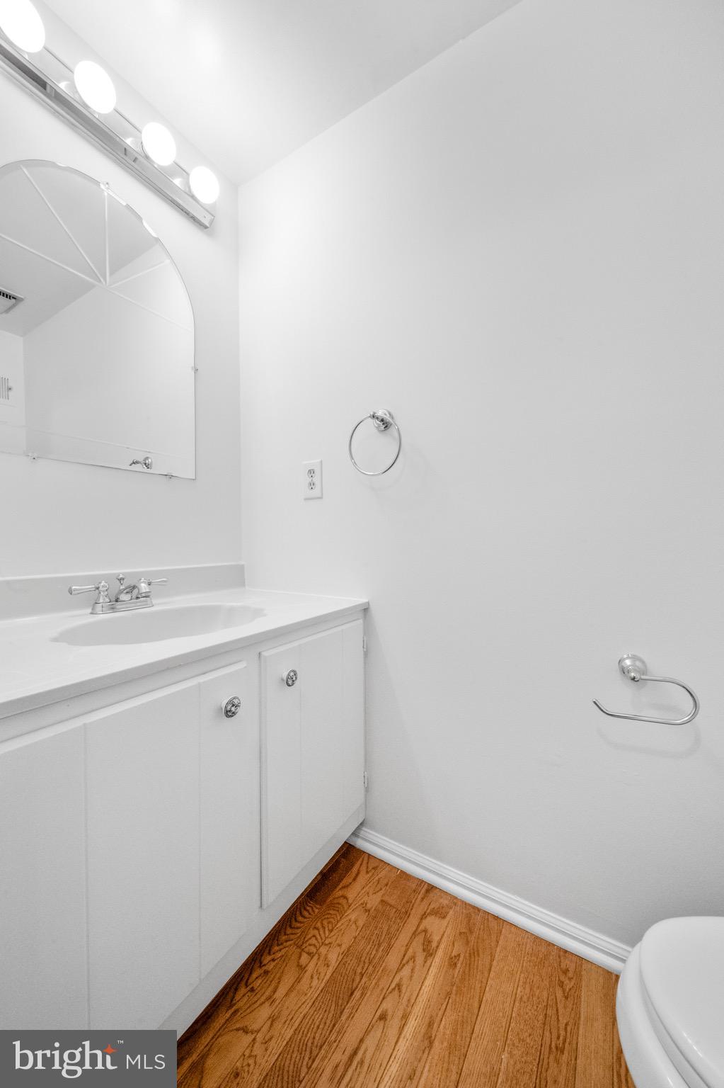 BURKE CENTRE - Residential