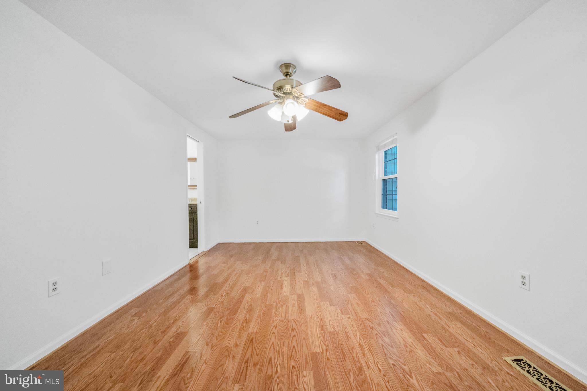 BURKE CENTRE - Residential