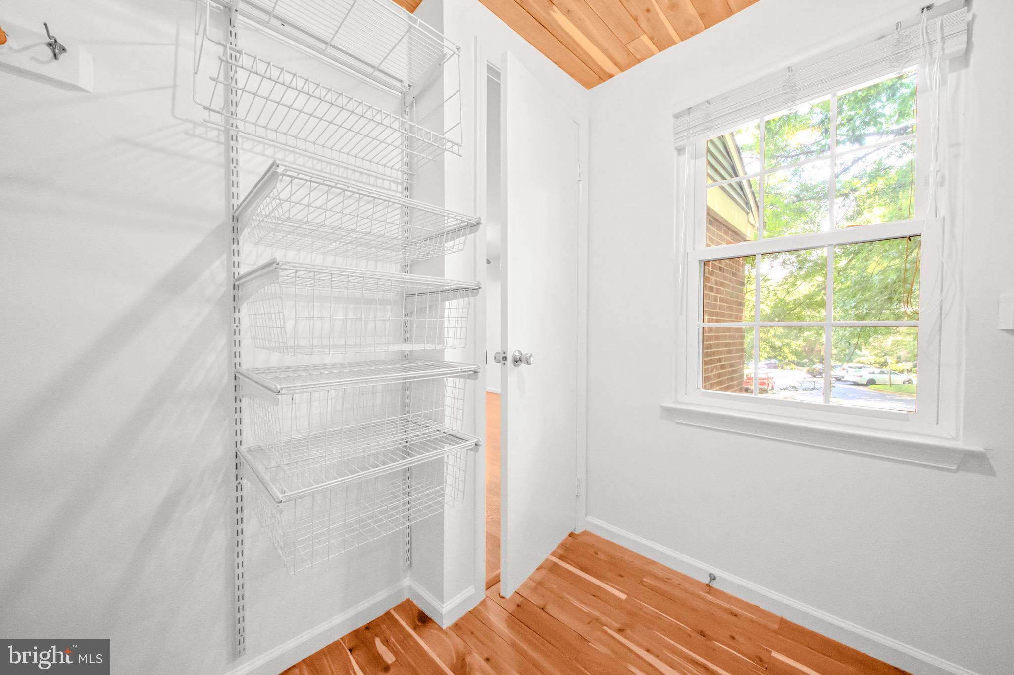 BURKE CENTRE - Residential