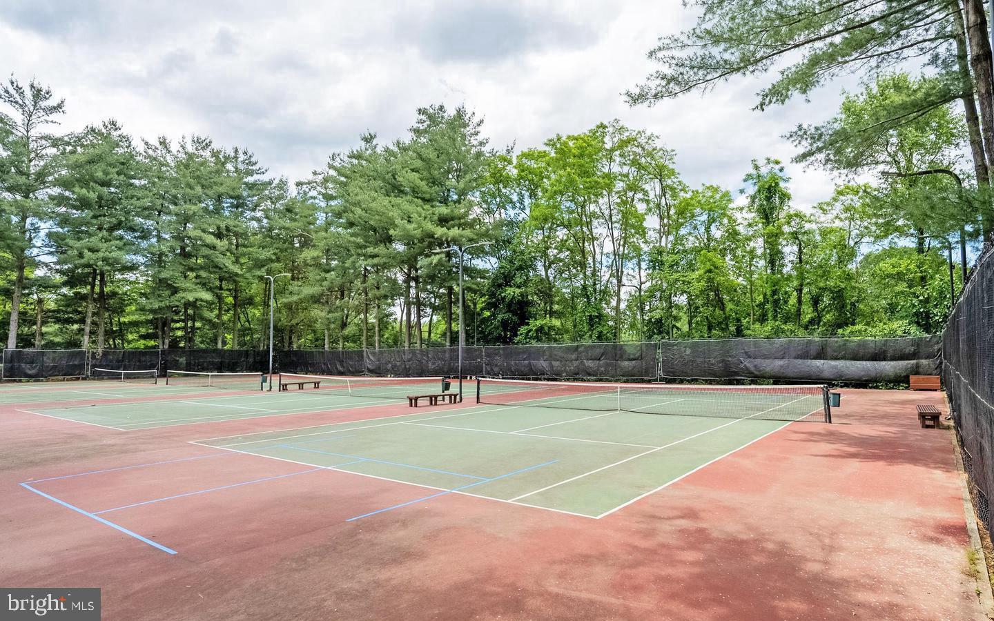 BURKE CENTRE - Residential