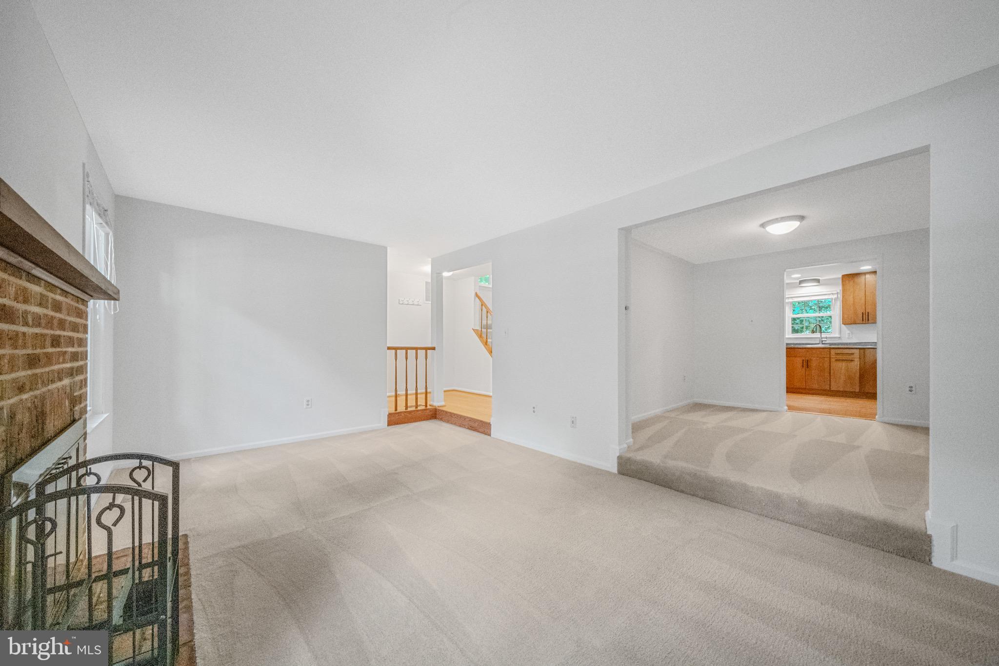 BURKE CENTRE - Residential