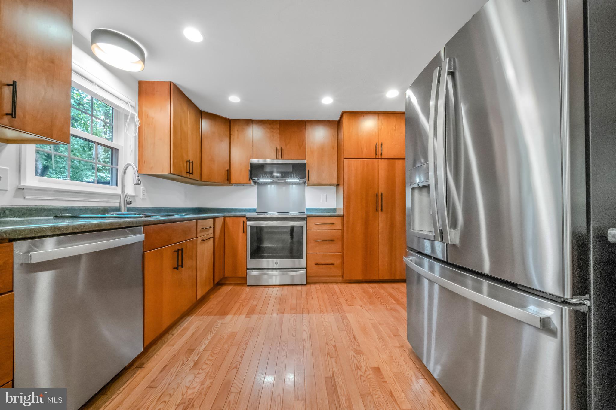 BURKE CENTRE - Residential