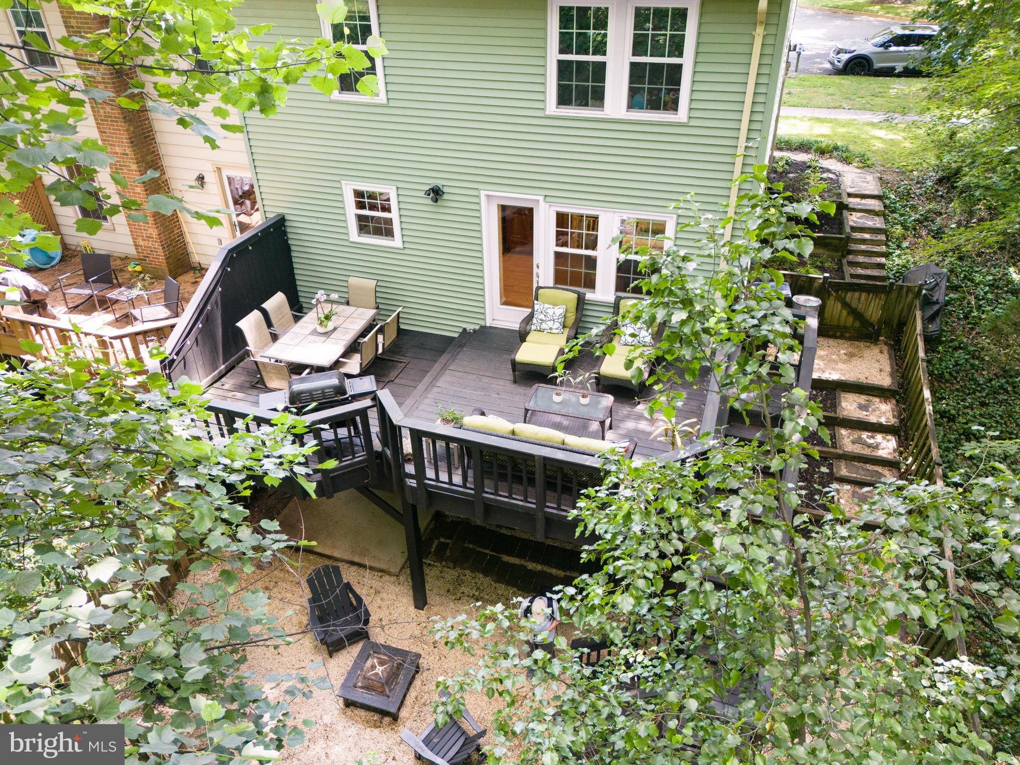 5730 WALNUT WOOD LANE