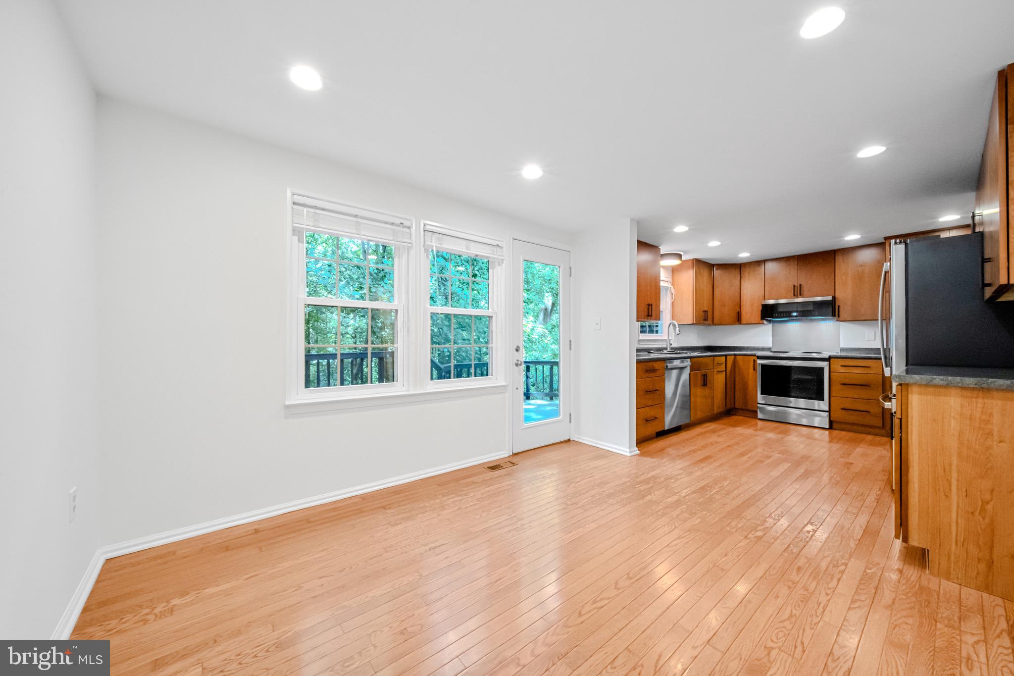 BURKE CENTRE - Residential