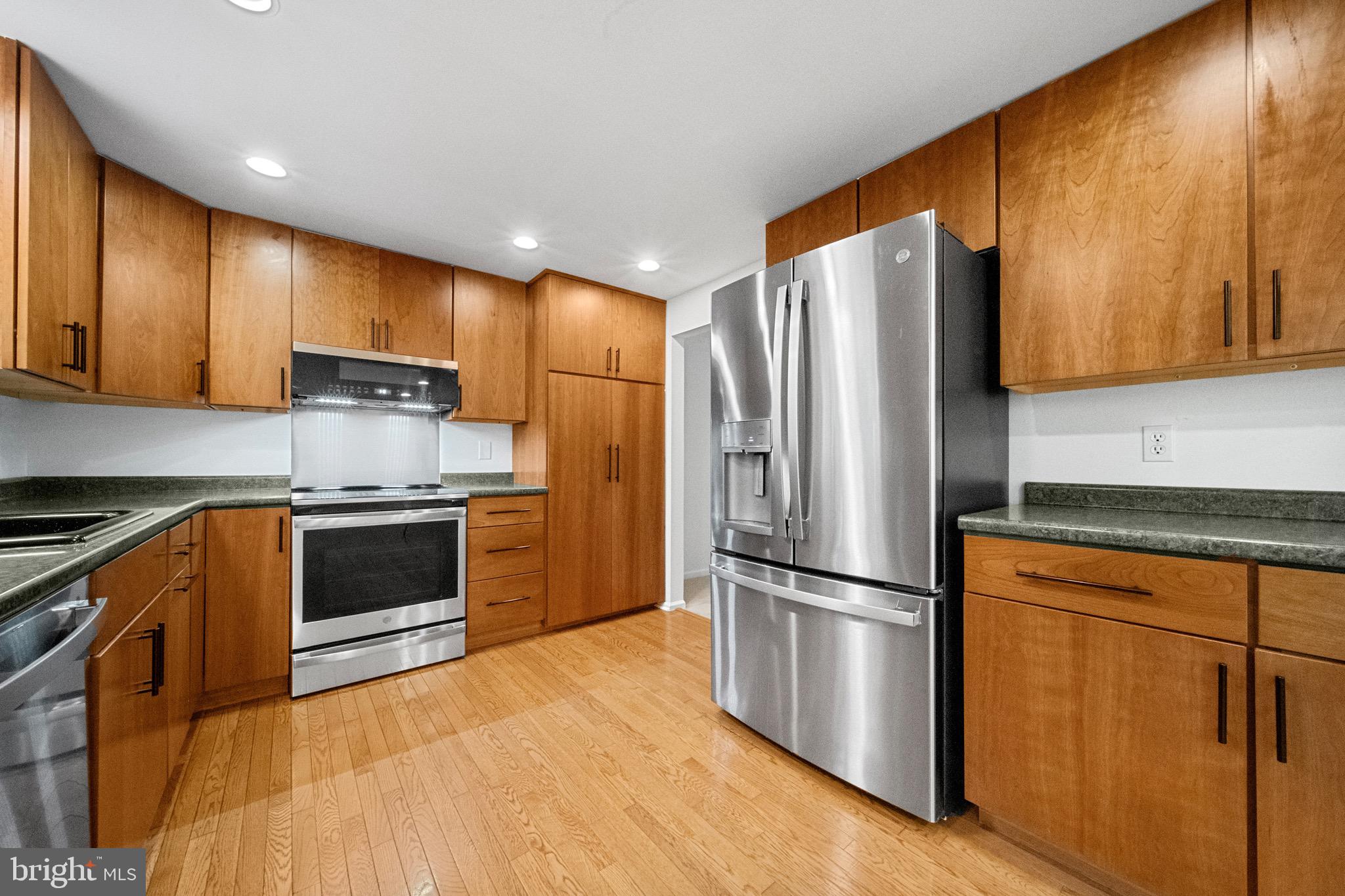 BURKE CENTRE - Residential