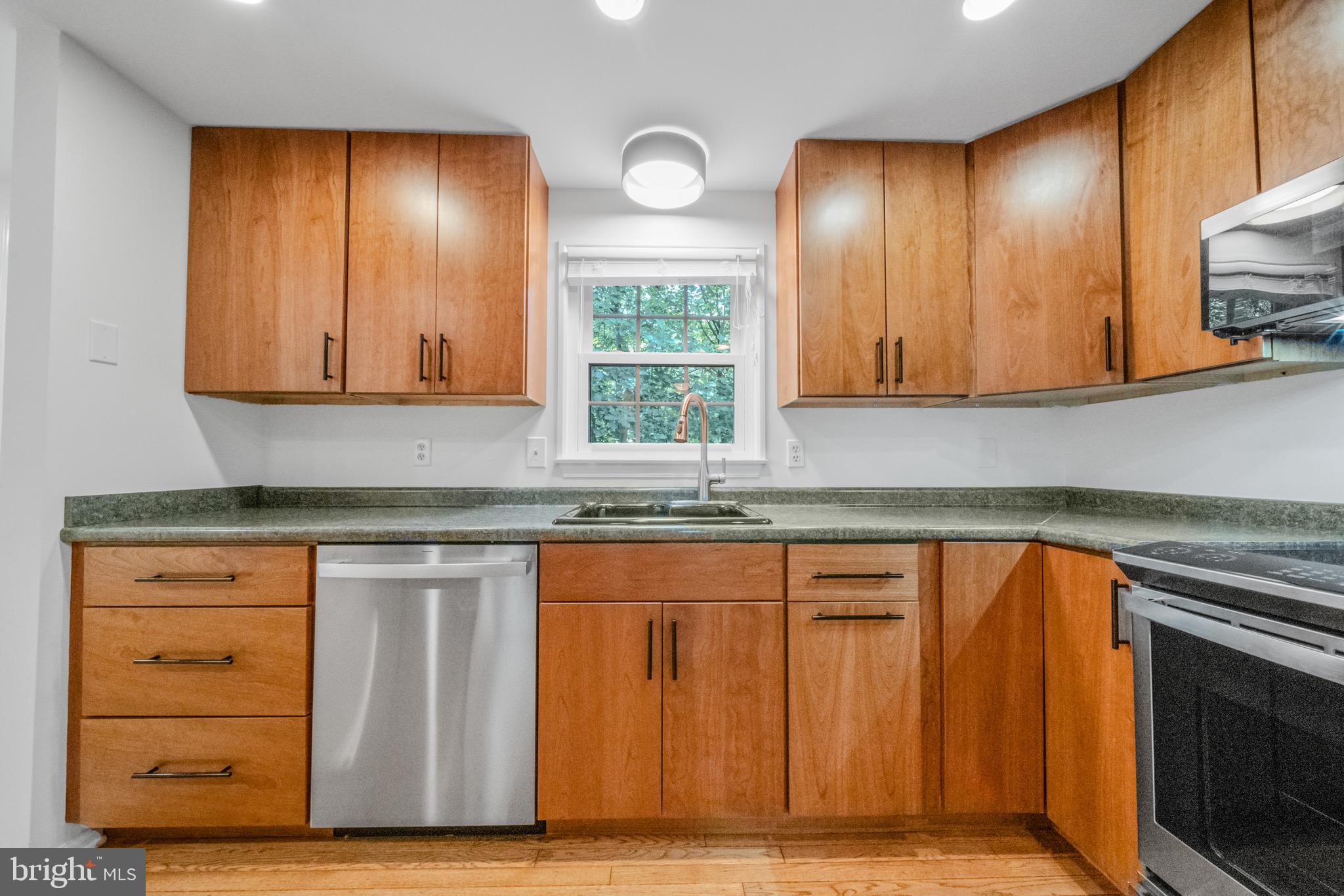 BURKE CENTRE - Residential