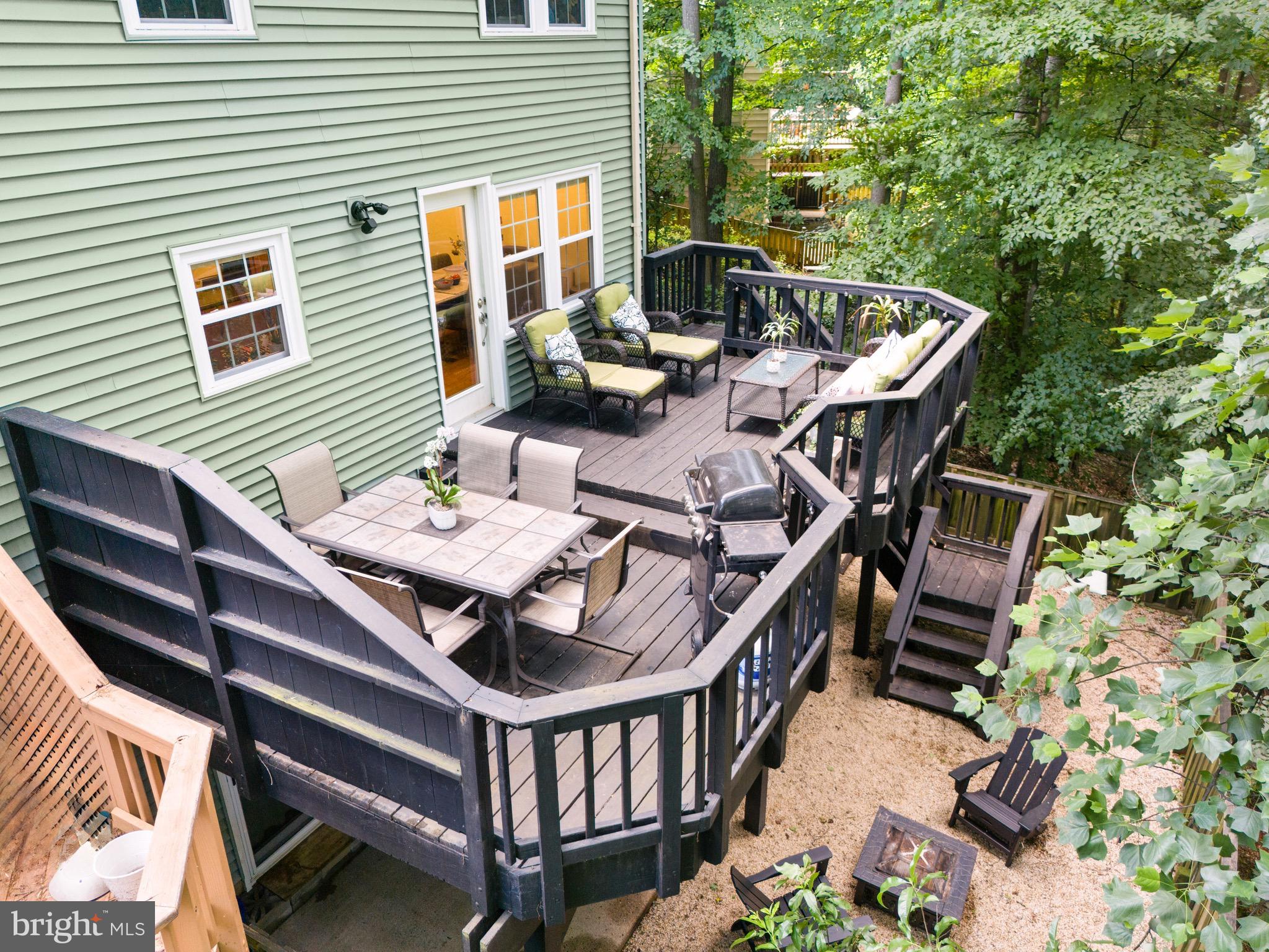 5730 WALNUT WOOD LANE