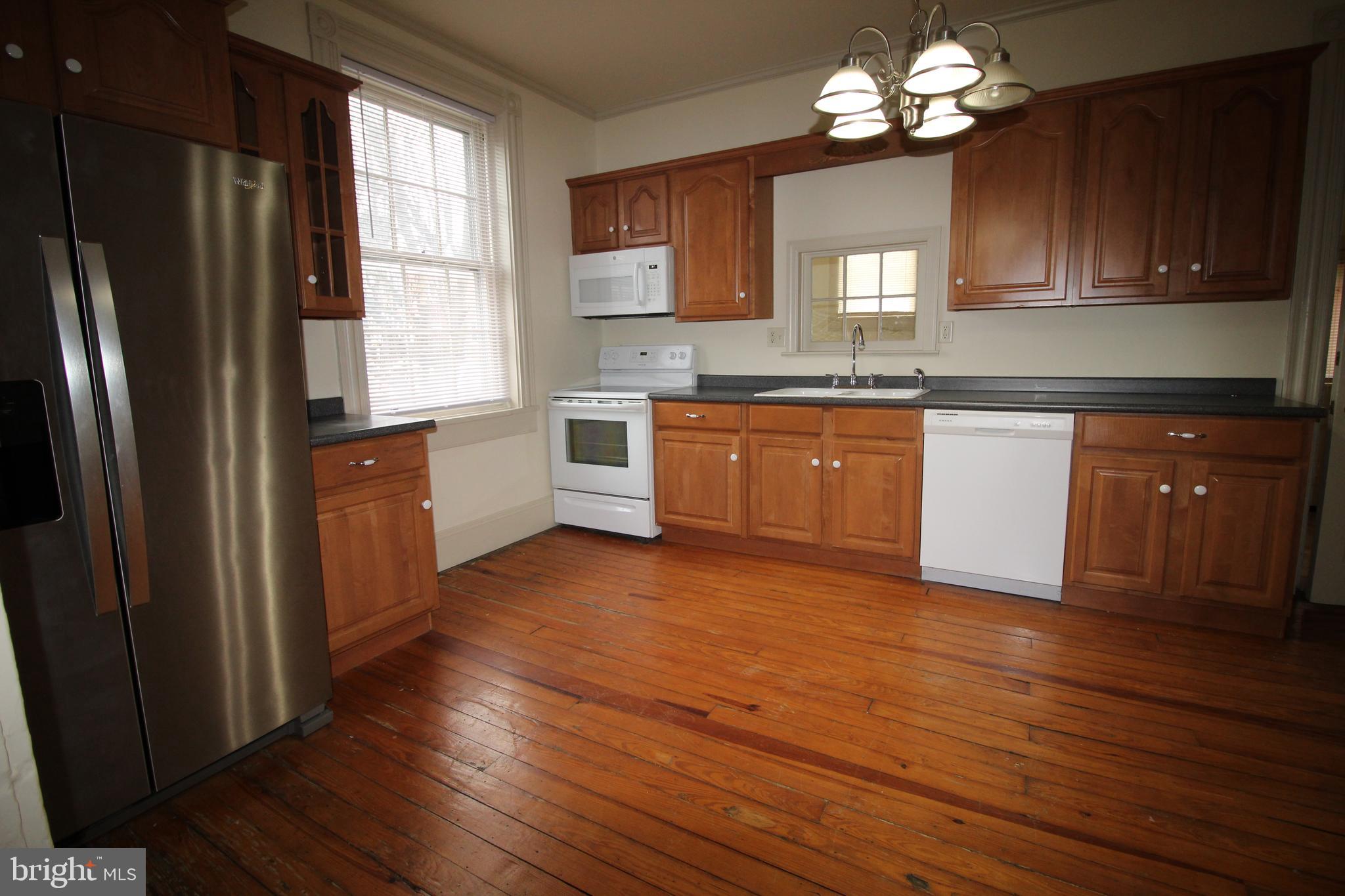 254 S RAILROAD AVENUE