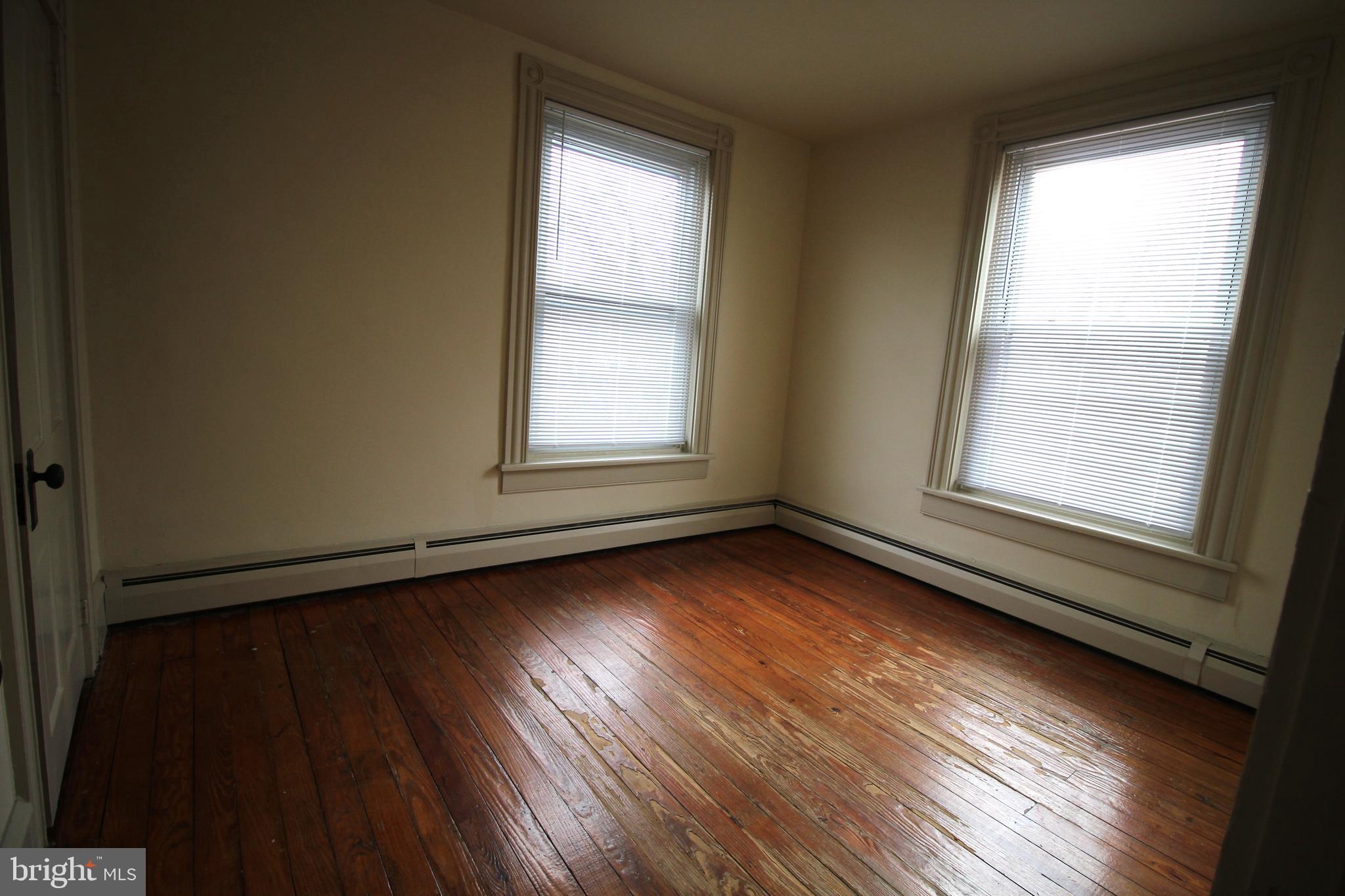 NEW HOLLAND BOROUGH - Residential Lease