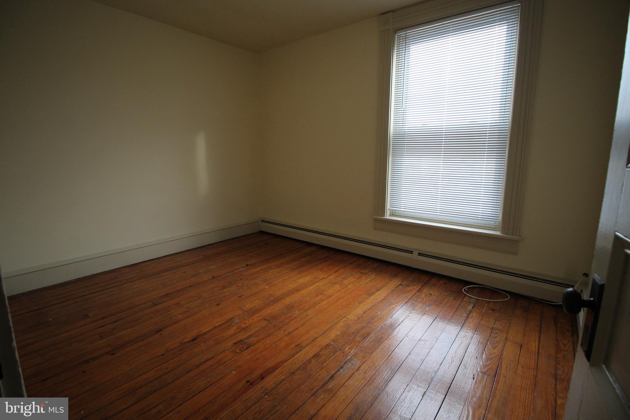 NEW HOLLAND BOROUGH - Residential Lease