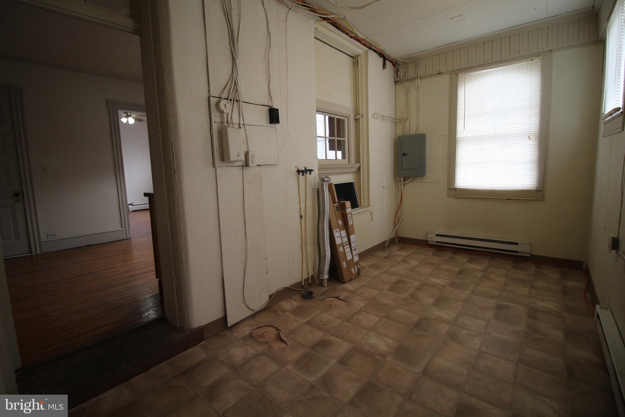 NEW HOLLAND BOROUGH - Residential Lease