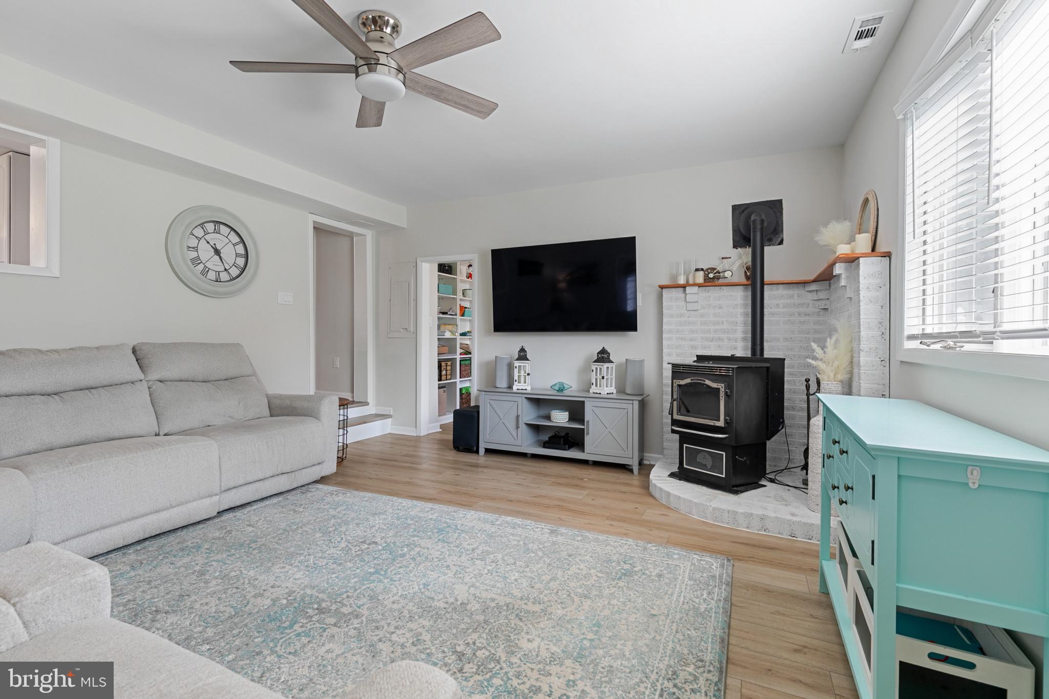 CHESAPEAKE TERRACE - Residential