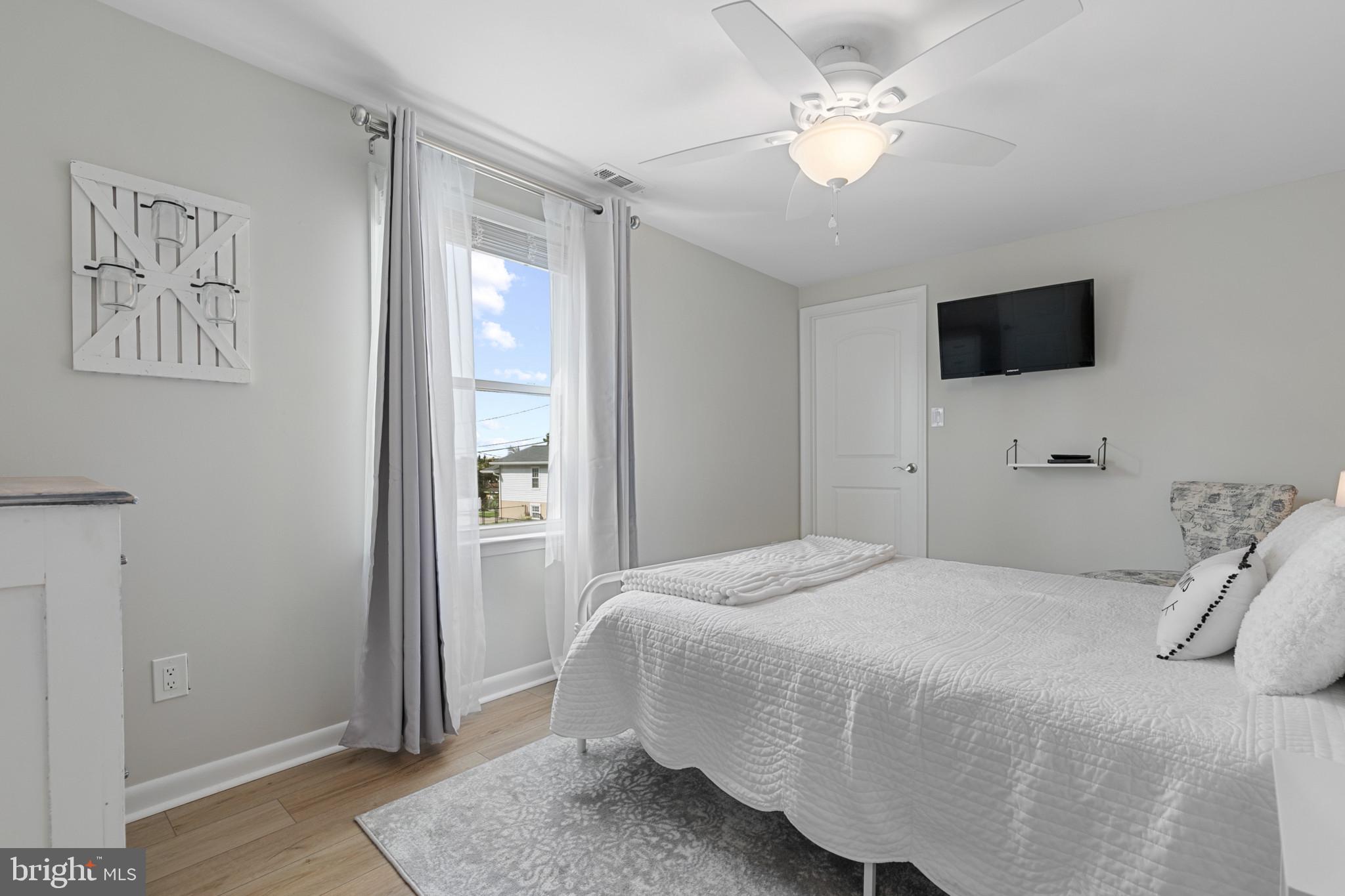 CHESAPEAKE TERRACE - Residential