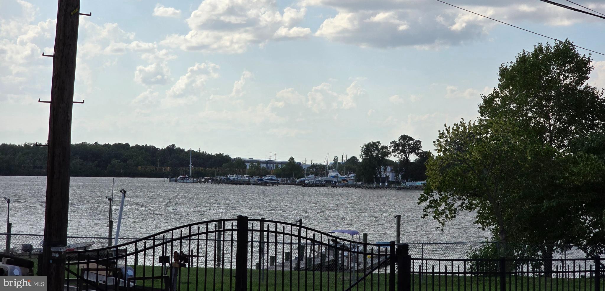 CHESAPEAKE TERRACE - Residential