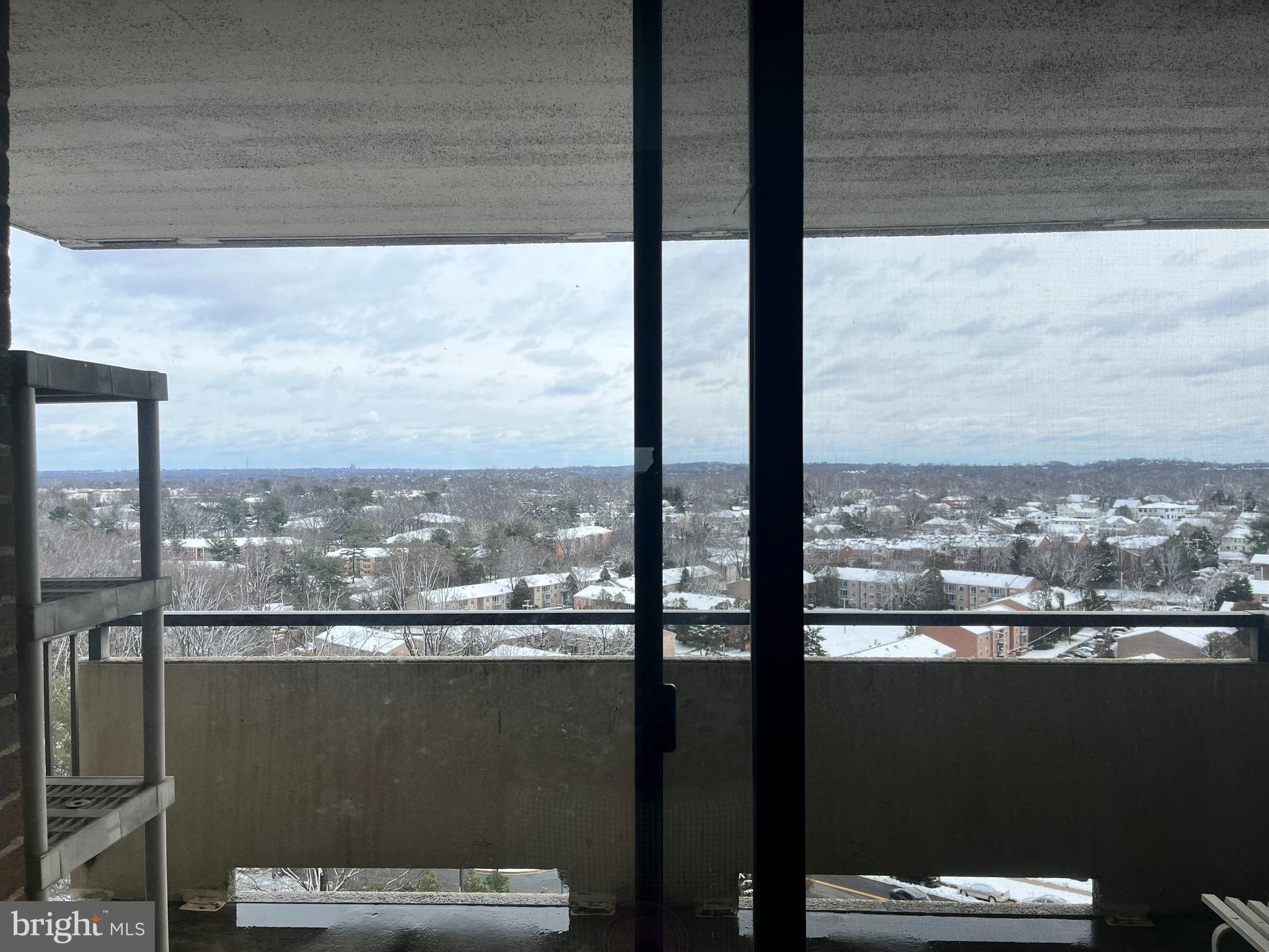 1800 OLD MEADOW ROAD 1409